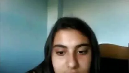 La beauté d'agir dans le porno personnellement expérimenté le plaisir de BDSM jeune nue video