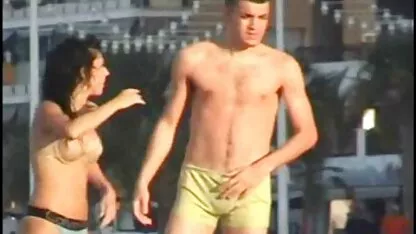 Barbu homme kicked une fille dans tomate videos femmes sous la douche toile d'Araignée bas
