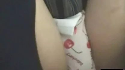 L'homme a rampé dans l'appartement pour kral et dur videos femmes mures nues sa bite