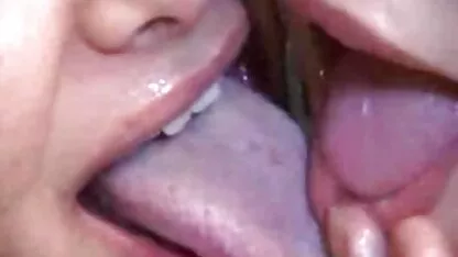 Scènes coupées branlette et jouets sexuels par video femme blonde nue Milf