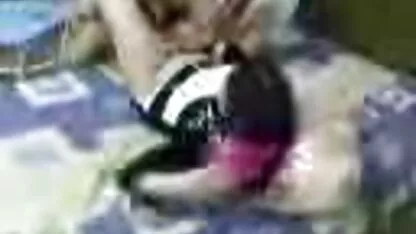 Un dur mâle cheval baisée russe fumer chabold vidéo fille nue dans nylons
