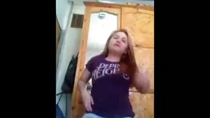 Un homme humilié et femme nu vieille dominé chatte Attaché