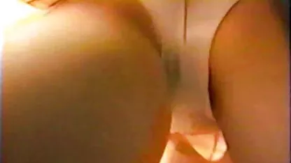 Negro entrer maman nue a la maison boulons dans trous de blanc fille