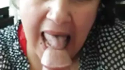 Horned lesbiennes avec video de sexe nu un puissant dominant partenaire