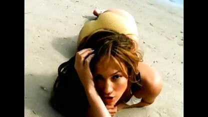 Christina se fantasme jeune fille nu sex pour un ami dans la cuisine