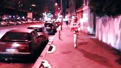 Belle fille Asiatique s'accrocher à stars video nues L'homme fort Noir