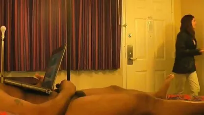 Chaud video fille nue 18 ans arabe baisée dur dans casting porno