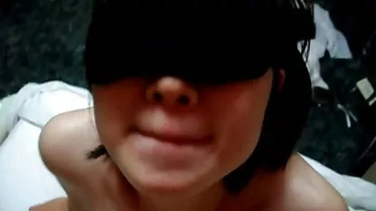 Un video meuf nue gars fini sur le visage et les cheveux Japonais belle