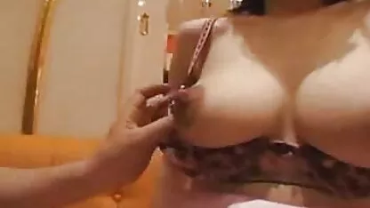 Close-up lèvres video nue femme chubby