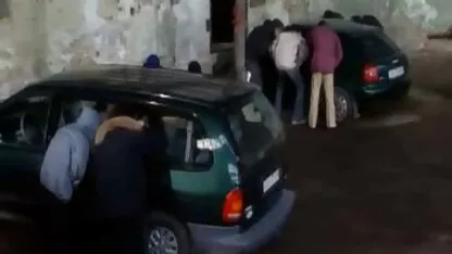 Les filles De La video mere et fille nue Russie a un trio se donne à baiser dans les deux trous à la fois