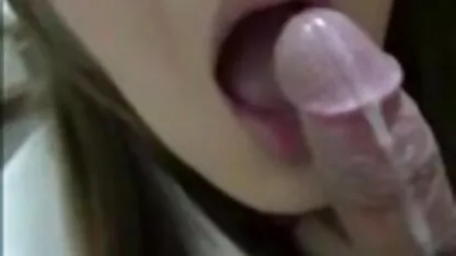 Ange fille enlever sa videos stars nues culotte et obtient un orgasme de masturbation se détendre