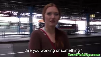 Pikaper plaisir russe video fille toute nue une fille abordable pour de l'argent