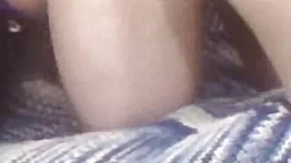 Brunette Footjob Fétiche femme nue en live amateur Amateur